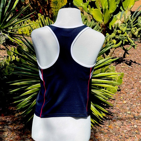 NIKE ATHLETIC TOP - Picture 2 of 3